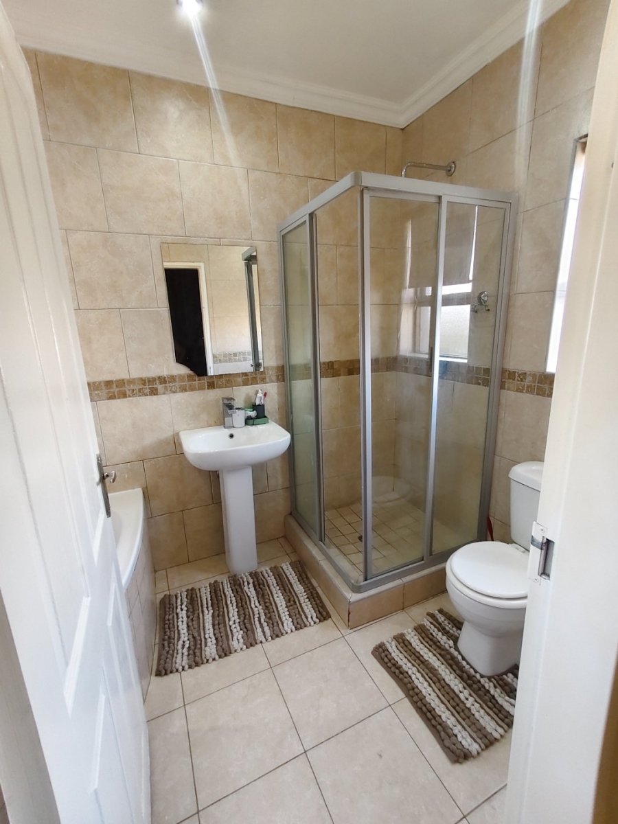 3 Bedroom Property for Sale in Melodie North West